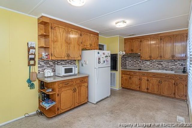 1012 Asbury Road, Eastover, NC 28312