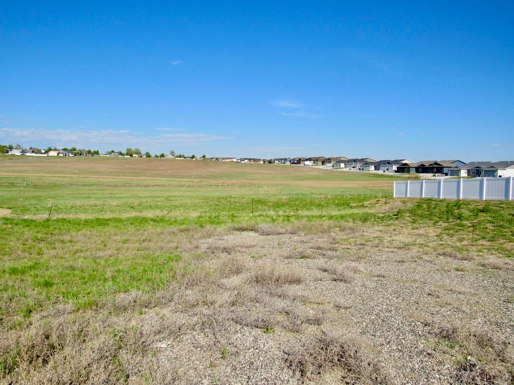 2030 Gleneagles BLVD, Billings, MT 59105 photo 13