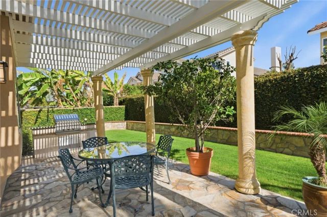 9608 Seville, Cypress, CA 90630