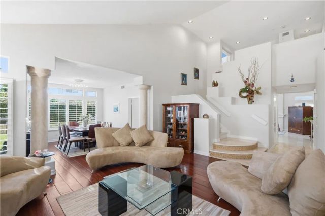 9608 Seville, Cypress, CA 90630