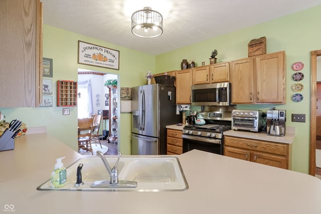 8344 Hunters Meadow Court, Indianapolis, IN 46259