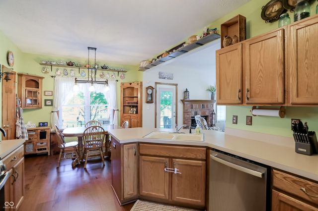 8344 Hunters Meadow Court, Indianapolis, IN 46259