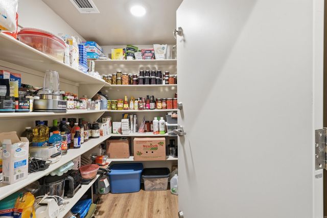 24 Downwind Avenue, Greenbrier, AR 72058