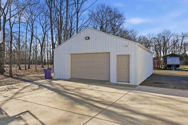 24 Downwind Avenue, Greenbrier, AR 72058