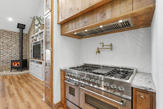 24 Downwind Avenue, Greenbrier, AR 72058