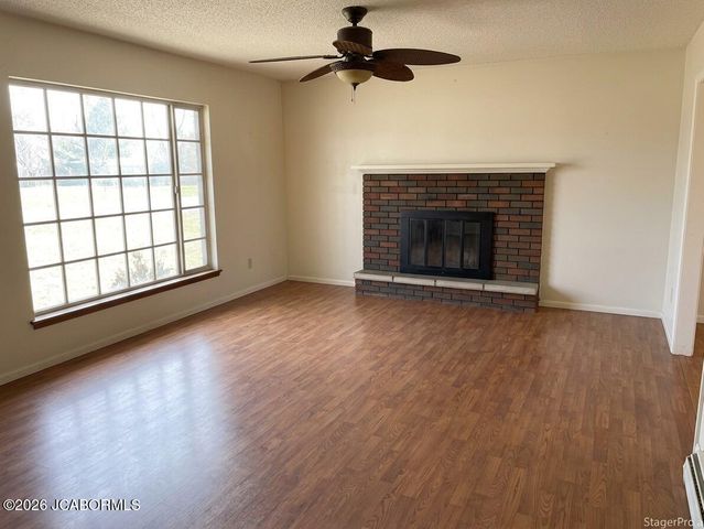 8101 N WADE SCHOOL ROAD, Columbia, MO 65202