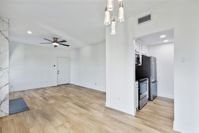 8750 Park Lane Bldg. C Unit: 132, Dallas, TX 75231