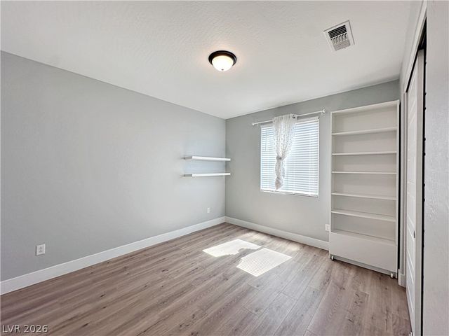 8154 Skye Quarry Street, Las Vegas, NV 89166