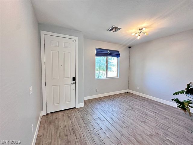8154 Skye Quarry Street, Las Vegas, NV 89166