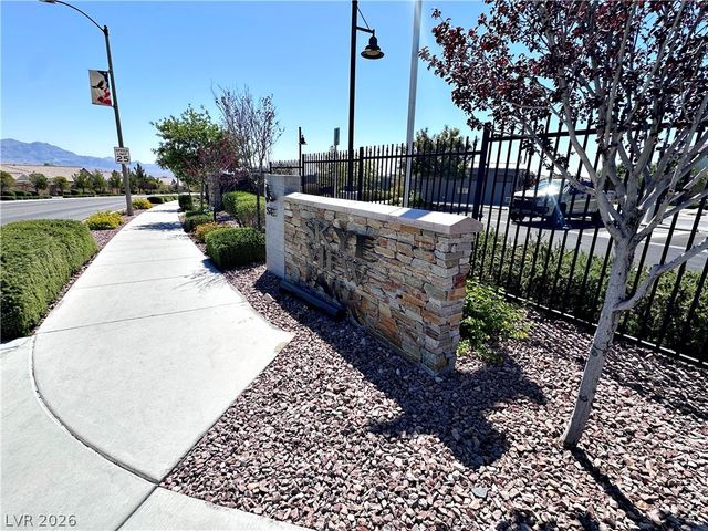8154 Skye Quarry Street, Las Vegas, NV 89166