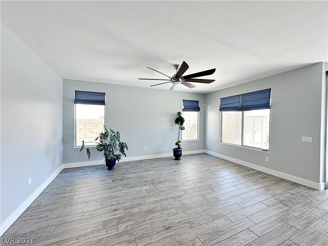 8154 Skye Quarry Street, Las Vegas, NV 89166