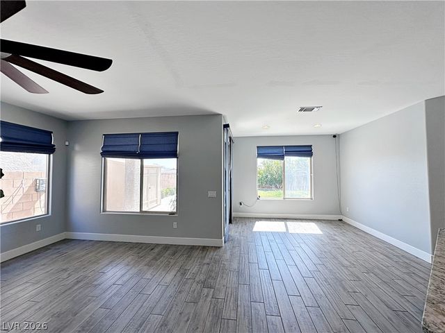 8154 Skye Quarry Street, Las Vegas, NV 89166
