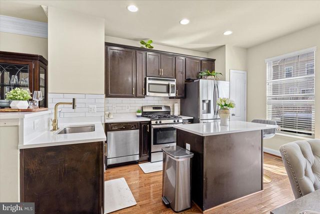 4410 POTOMAC HIGHLANDS CIR, Triangle, VA 22172