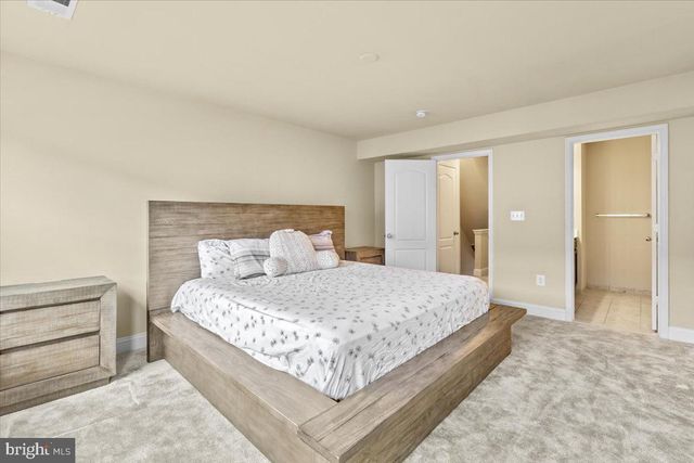 4410 POTOMAC HIGHLANDS CIR, Triangle, VA 22172