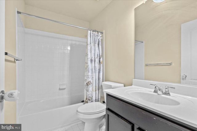 4410 POTOMAC HIGHLANDS CIR, Triangle, VA 22172