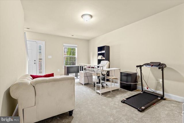 4410 POTOMAC HIGHLANDS CIR, Triangle, VA 22172