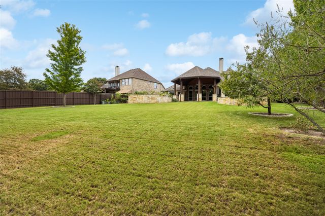 2233 Lakeway Drive, Keller, TX 76248