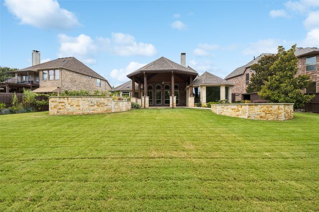 2233 Lakeway Drive, Keller, TX 76248
