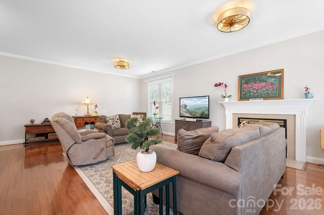 215 Knops Nob Road, Mooresville, NC 28115