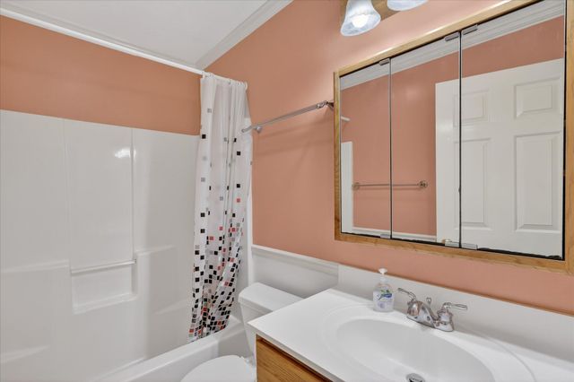 140 Shadowood Lane, Emmett Twp, MI 49014