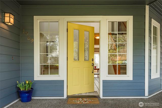 1959 Rhododendron Way, Bellingham, WA 98229