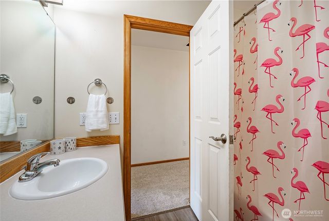 1959 Rhododendron Way, Bellingham, WA 98229