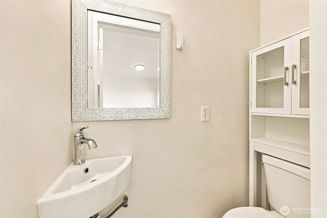 15425 SE 11th Street, Bellevue, WA 98007