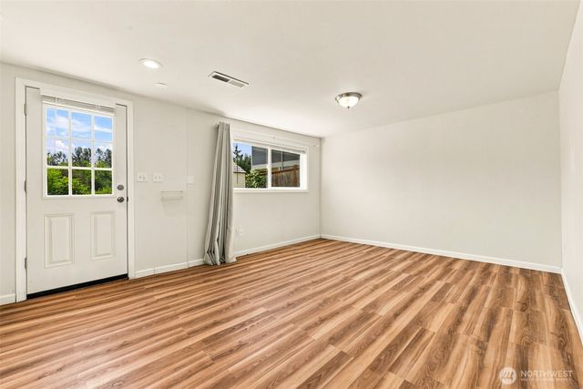 15425 SE 11th Street, Bellevue, WA 98007