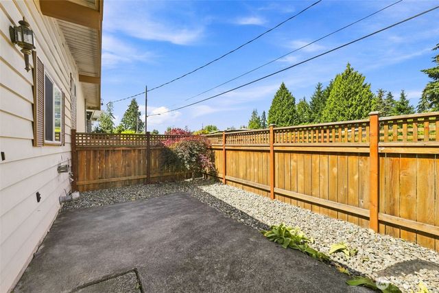 15425 SE 11th Street, Bellevue, WA 98007