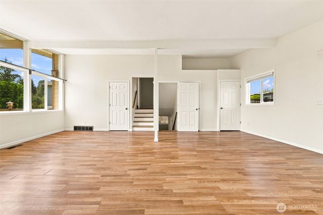 15425 SE 11th Street, Bellevue, WA 98007