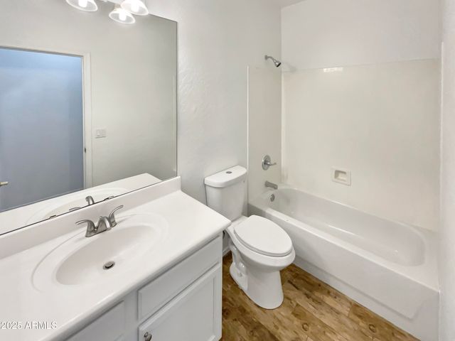 18184 W DESERT BLOSSOM Drive, Goodyear, AZ 85338