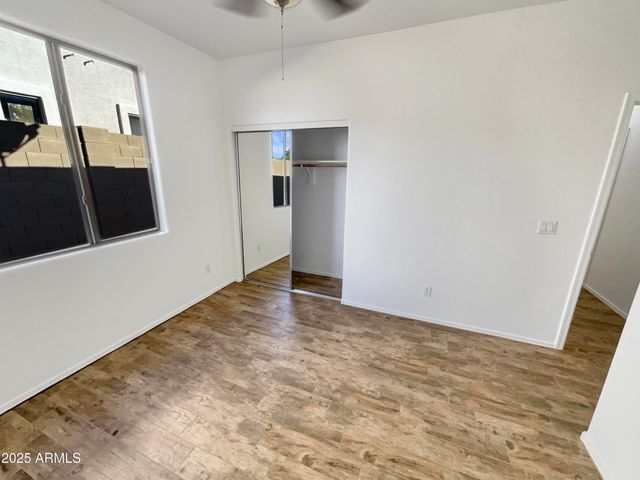 18184 W DESERT BLOSSOM Drive, Goodyear, AZ 85338