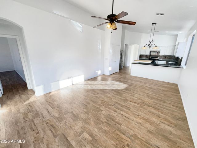 18184 W DESERT BLOSSOM Drive, Goodyear, AZ 85338