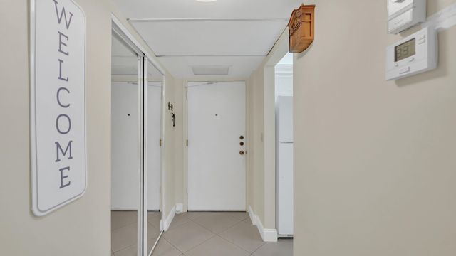 5640 SW 3rd Place 216, Margate, FL 33068