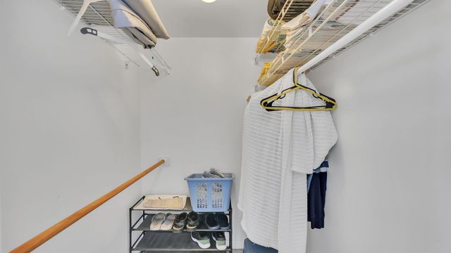 5640 SW 3rd Place 216, Margate, FL 33068