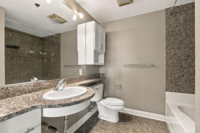 196 S Grant Avenue, 507, Columbus, OH 43215
