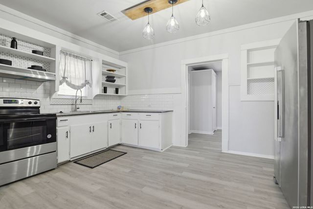 1307 Kayton Ave, San Antonio, TX 78210