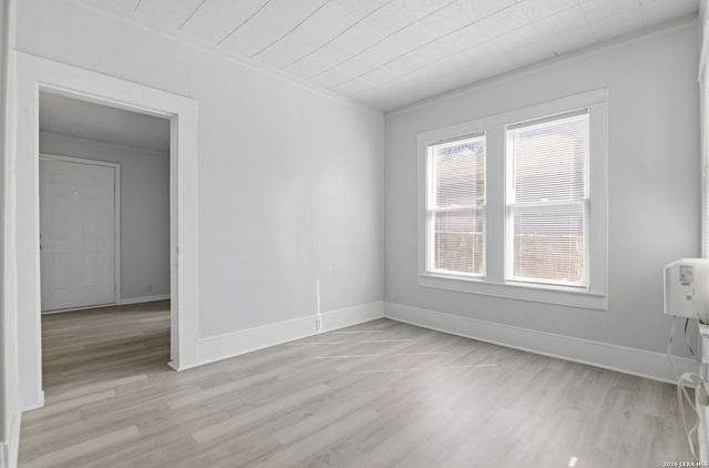 1307 Kayton Ave, San Antonio, TX 78210