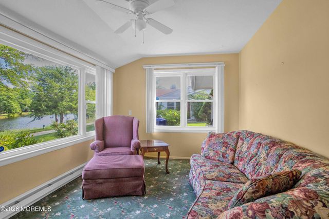 211A Huntington Drive, Lakewood, NJ 08701