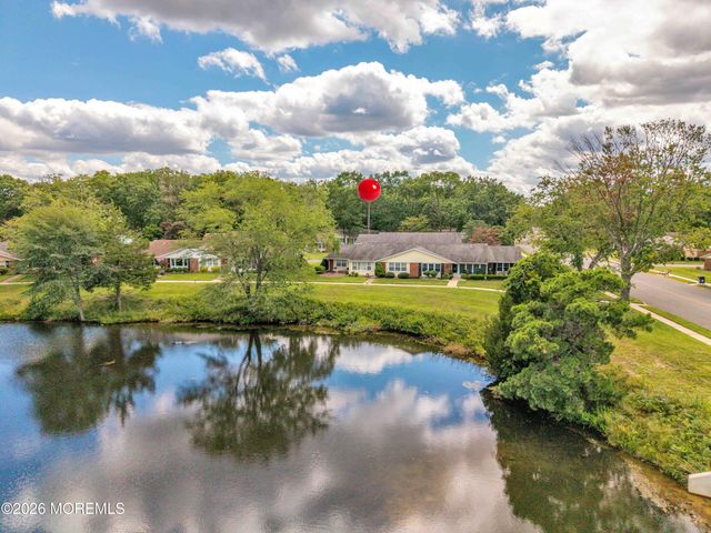 211A Huntington Drive, Lakewood, NJ 08701