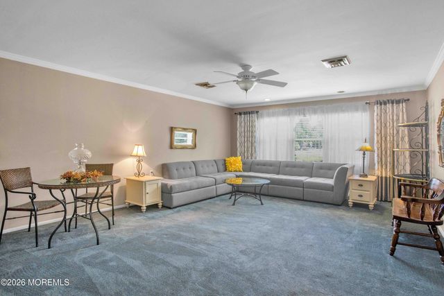 211A Huntington Drive, Lakewood, NJ 08701