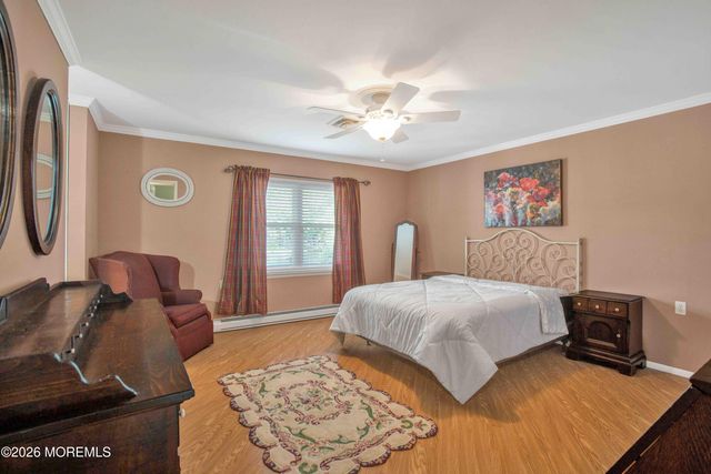 211A Huntington Drive, Lakewood, NJ 08701