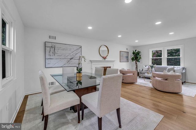 2339 N POWHATAN ST, Arlington, VA 22205