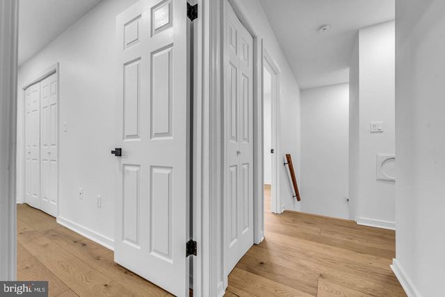 2339 N POWHATAN ST, Arlington, VA 22205