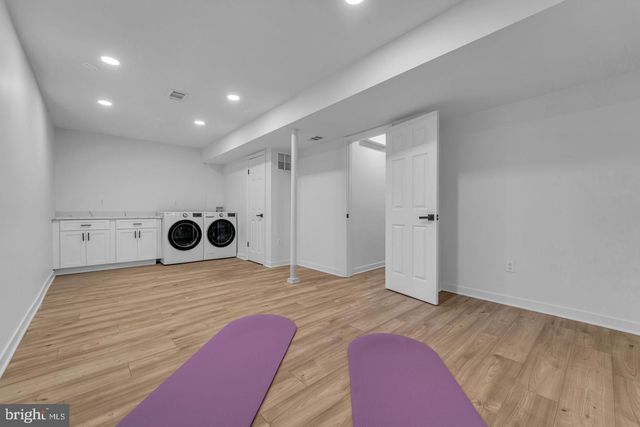 2339 N POWHATAN ST, Arlington, VA 22205