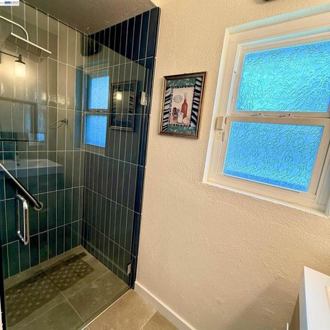 3912 San Juan Dr, Pittsburg, CA 94565