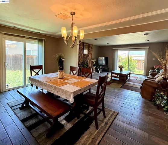 3912 San Juan Dr, Pittsburg, CA 94565