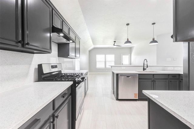 2126 Pickwick Pines Drive, Humble, TX 77396