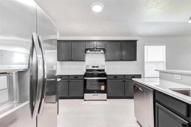 2126 Pickwick Pines Drive, Humble, TX 77396