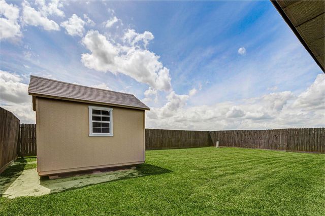 2126 Pickwick Pines Drive, Humble, TX 77396